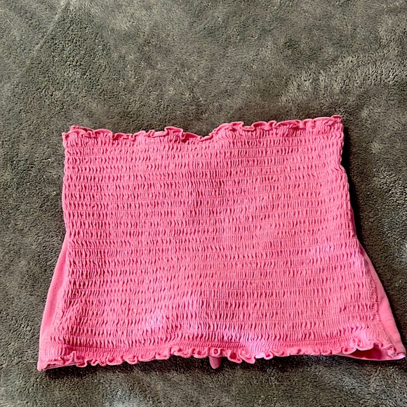 Hollister crop top - Picture 2 of 2